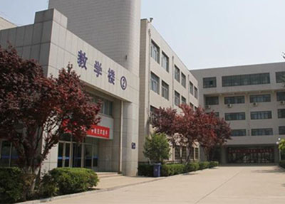 四川化工高级技工学校