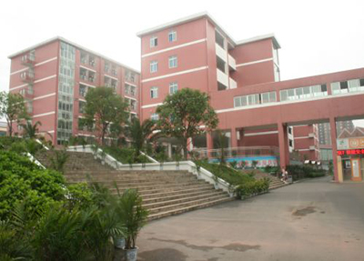 泸州江阳职业高中