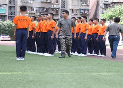 成都百年农工子弟职业学校