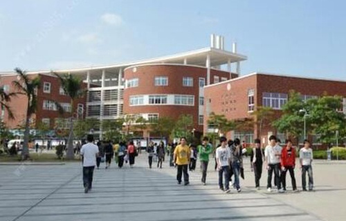 来宾航空职业技术学校