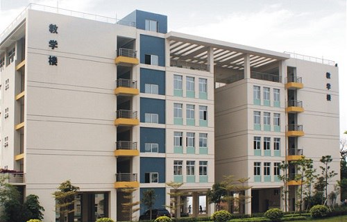 广东交通高级技工学校