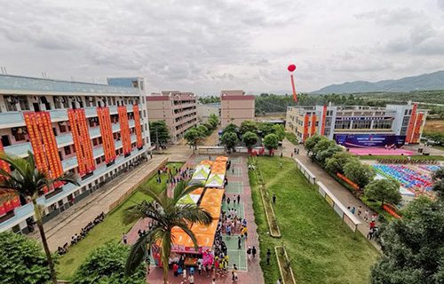 南宁武鸣区职业技术学校