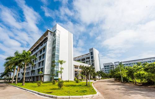 广州财经职业学校