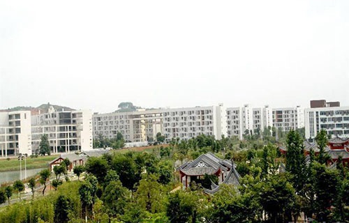 柳州地区技工学校