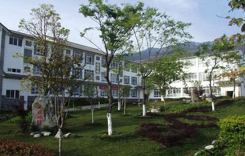 融安县中等职业技术学校