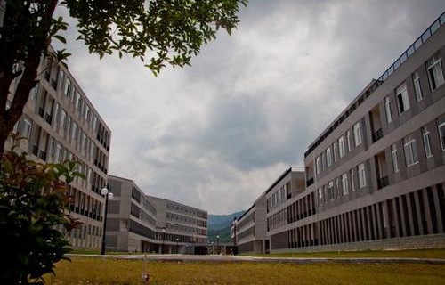 桂林电子中等专业学校