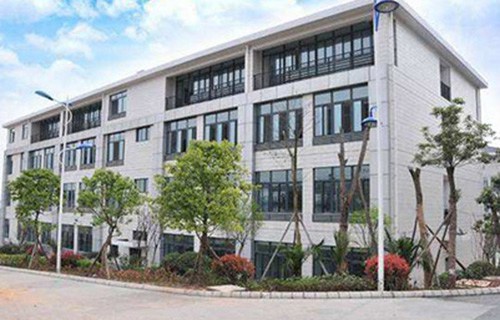 广西桂林商贸旅游技工学校