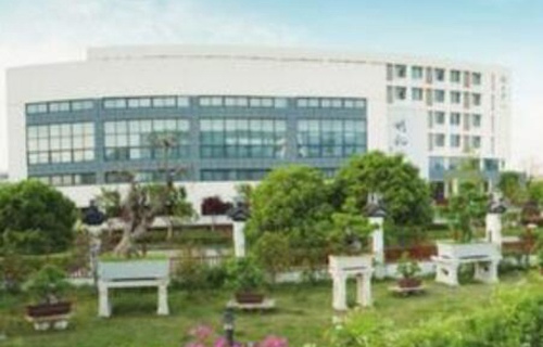 恭城瑶族自治县民族职业教育中心