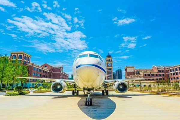 自贡旭江职业技术学校