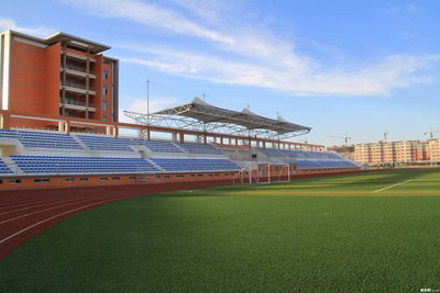 自贡兴超文武学校