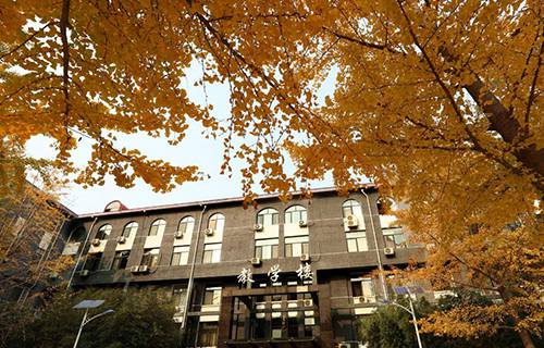 广西梧州商贸学校