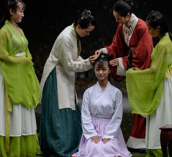 荥经县职业高级中学