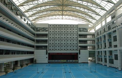 深圳福田区华强职业技术学校