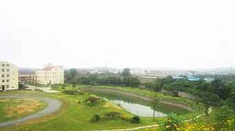 盐源职业技术中学校