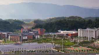 雅安工交管理技工学校