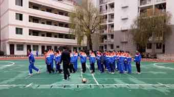 万源市黄钟职业中学