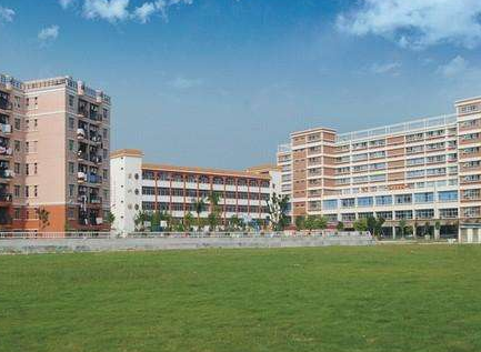 四川省商业服务技工学校