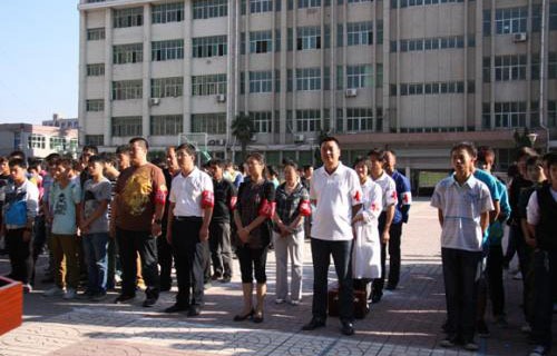 梧州轻工技工学校