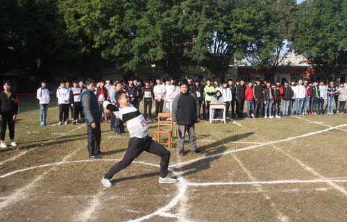 梧州轻工技工学校