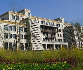 绵阳交通技工学校