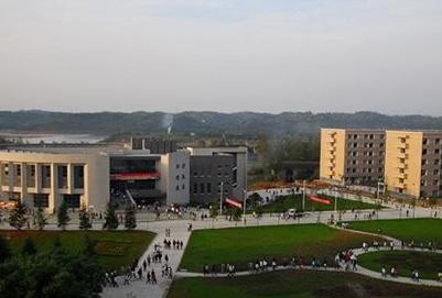 泸州树风职业高级中学