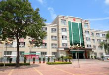 泸州鹏程中等职业学校