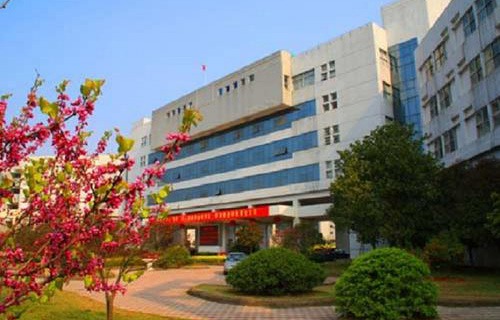 岑溪中等职业技术学校