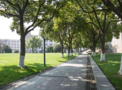 南充电子技术学校