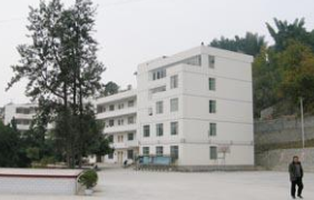 三台县乐安职业高级中学