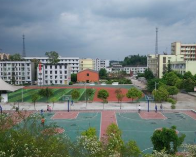 四川省筠连县双泉职业中学校