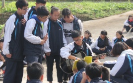 四川省广元市宝轮中学