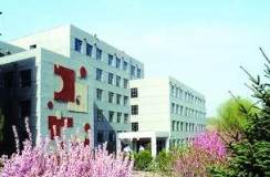 东兴区东方科技职业技术学校