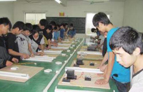 贵港市白云职业技术学校