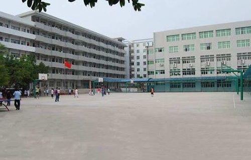 平南县第一中等职业技术学校