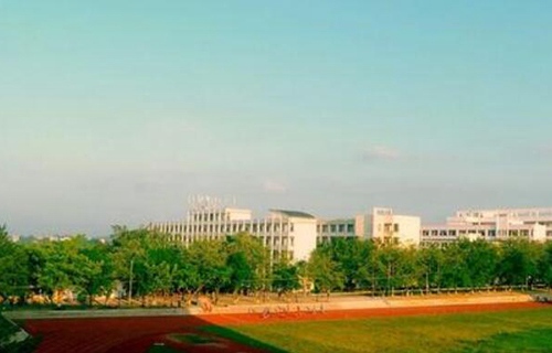 百色工程职业技术学校