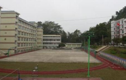 德保职业技术学校