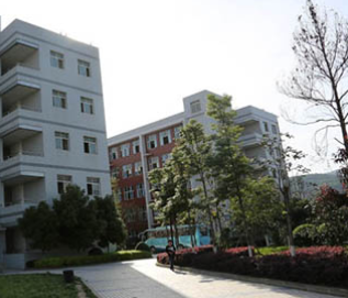 重庆广播电视中等专业学校