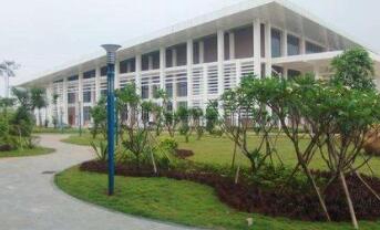 重庆市青山工业技工学校