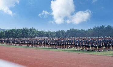 重庆市龙门浩职业中学校