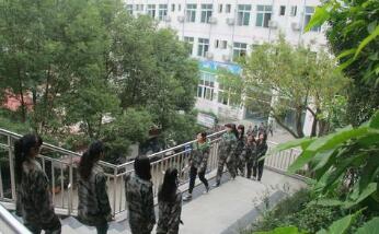 重庆渝北区统景职业中学