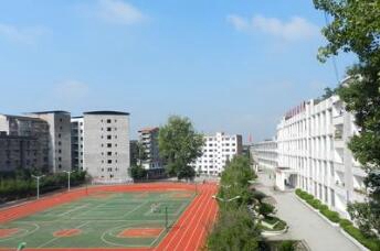 重庆五里店职业中学