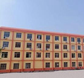 北流现代财经职业技术学校