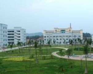 北流现代财经职业技术学校