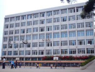 广西梧州商贸学校