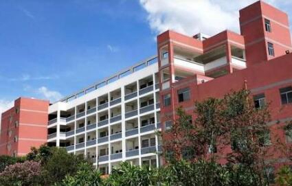 玉林华港中等职业技术学校