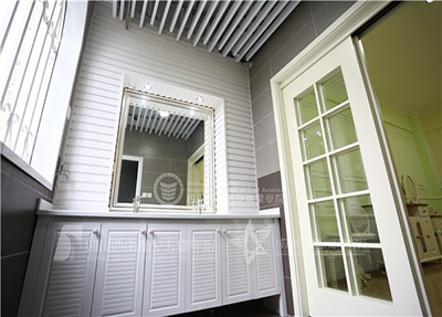 四川西南航空专修学院