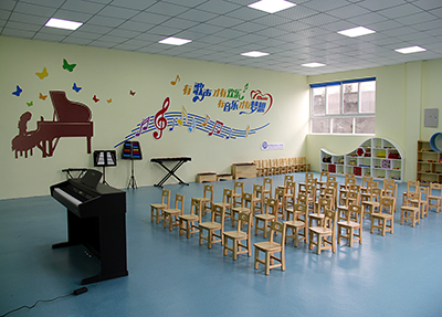 成都圣亚技工学校