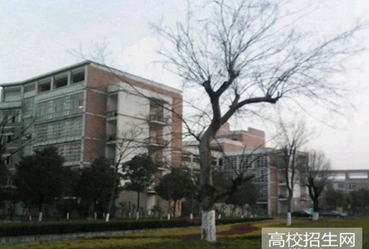 成都市财政贸易学校