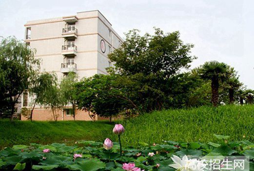 泸州市江南职业中学校