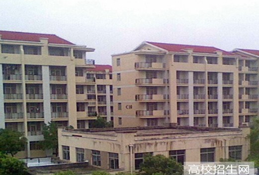 贵州工商职业学院中专